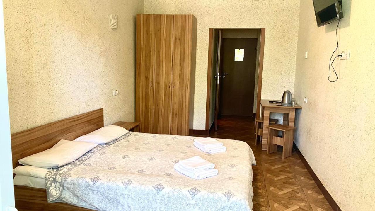 Zelenyi Kampus Hotel Odessa Exterior foto