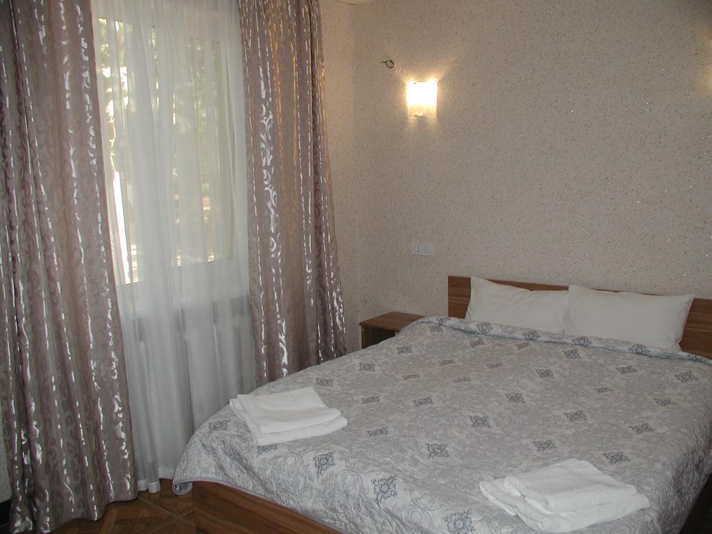 Zelenyi Kampus Hotel Odessa Exterior foto