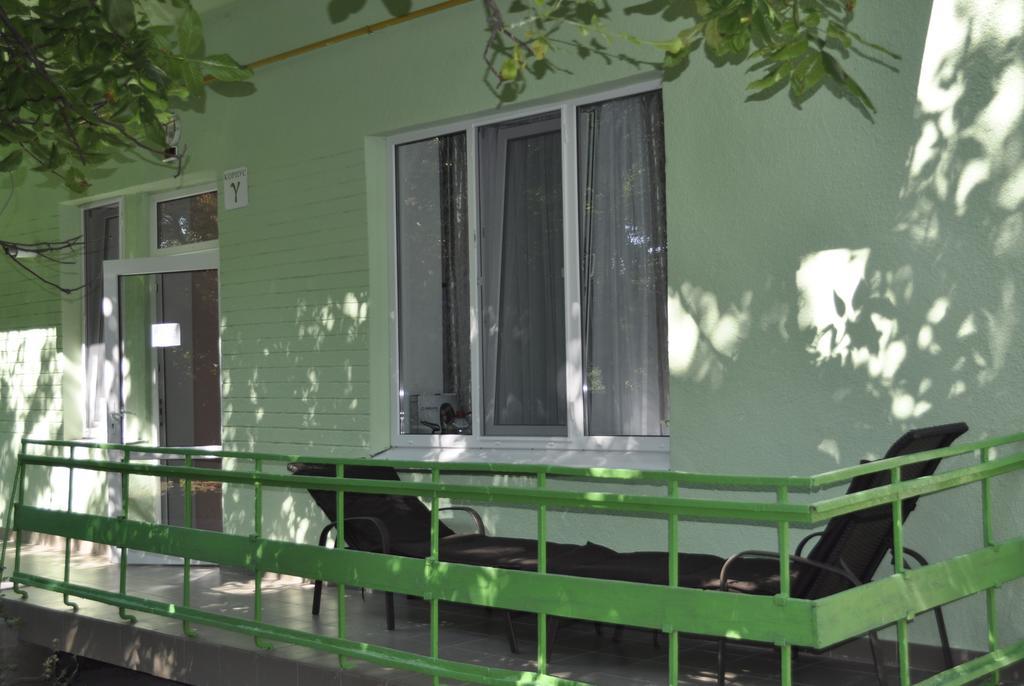 Zelenyi Kampus Hotel Odessa Exterior foto