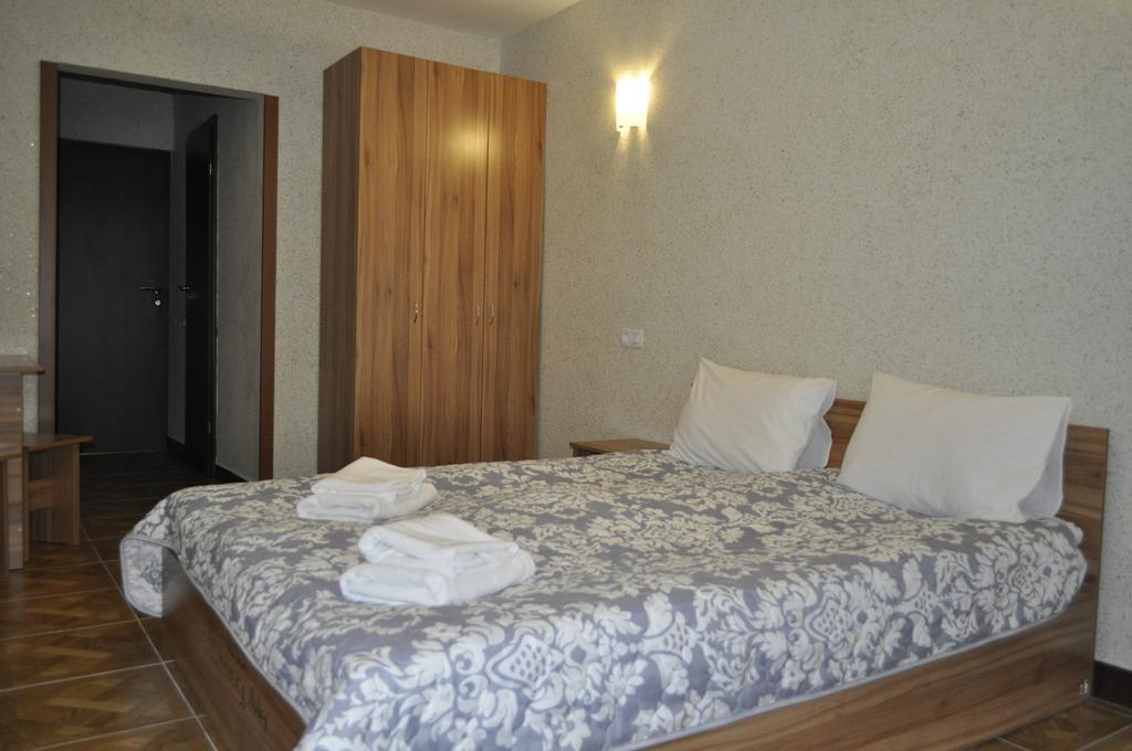 Zelenyi Kampus Hotel Odessa Exterior foto